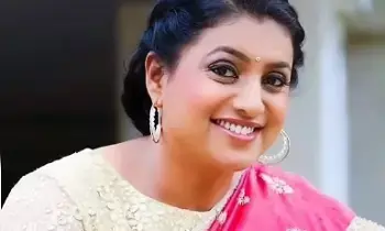 Roja Set for Re-Entry: రీఎంట్రీ ఇస్తున్న రోజా.. డీ గ్లామరస్ రోల్లో సీనియర్ నటి.. Roja Set for Re-Entry: రీఎంట్రీ ఇస్తున్న రోజా.. డీ గ్లామరస్ రోల్లో సీనియర్ నటి..