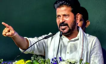 CM Revanth Reddy: రేవంత్రెడ్డి: హైదరాబాద్ అభివృద్ధిని అడ్డుకుంటున్న బ్యాడ్ బ్రదర్స్ ! CM Revanth Reddy: రేవంత్రెడ్డి: హైదరాబాద్ అభివృద్ధిని అడ్డుకుంటున్న బ్యాడ్ బ్రదర్స్ !