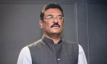 Another Land Scam Allegation Against Maharashtra Minister: రూ.200 కోట్ల భూమి కేవలం రూ.3 కోట్లకే.. మహారాష్ట్ర మంత్రిపై మరో భూకుంభకోణం ఆరోపణలు! Another Land Scam Allegation Against Maharashtra Minister: రూ.200 కోట్ల భూమి కేవలం రూ.3 కోట్లకే.. మహారాష్ట్ర మంత్రిపై మరో భూకుంభకోణం ఆరోపణలు!