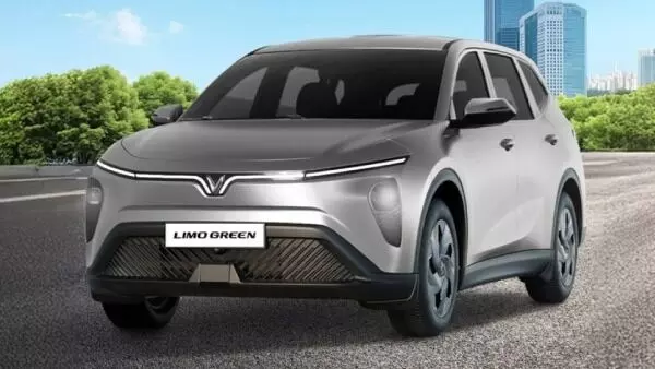 VinFast Limo Green : 30 నిమిషాల్లోనే 70% ఛార్జ్.. కియా కారెన్స్కు షాక్ ఇవ్వనున్న కొత్త 7-సీటర్ ఎలక్ట్రిక్ కారు VinFast Limo Green : 30 నిమిషాల్లోనే 70% ఛార్జ్.. కియా కారెన్స్కు షాక్ ఇవ్వనున్న కొత్త 7-సీటర్ ఎలక్ట్రిక్ కారు
