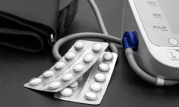 Stopping Your BP Tablets: బీపీ ట్యాబ్లెట్స్ వేసుకోవడం ఆపేస్తున్నారా.? Stopping Your BP Tablets: బీపీ ట్యాబ్లెట్స్ వేసుకోవడం ఆపేస్తున్నారా.?