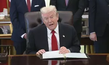 Donald Trump: డొనాల్డ్ ట్రంప్: విదేశీ విద్యార్థులను అమెరికాలో చదువుకోవడానికి అడ్డుకోవడం లేదు Donald Trump: డొనాల్డ్ ట్రంప్: విదేశీ విద్యార్థులను అమెరికాలో చదువుకోవడానికి అడ్డుకోవడం లేదు