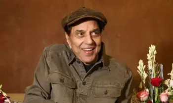 Actor Dharmendra: ఆస్పత్రి నుంచి ధర్మేంద్ర డిశ్చార్జ్ Actor Dharmendra: ఆస్పత్రి నుంచి ధర్మేంద్ర డిశ్చార్జ్