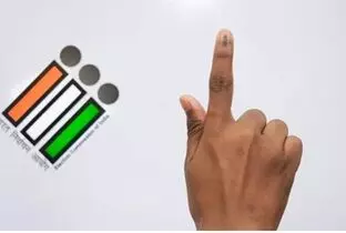 Jubilee Hills Bypoll: జూబ్లీహిల్స్ ఉపఎన్నిక: 34 కేంద్రాల్లో 60%కి పైగా ఓటింగ్.. ఫలితాన్ని ఈ ప్రాంతాలే ఆకర్షించనున్నాయి Jubilee Hills Bypoll: జూబ్లీహిల్స్ ఉపఎన్నిక: 34 కేంద్రాల్లో 60%కి పైగా ఓటింగ్.. ఫలితాన్ని ఈ ప్రాంతాలే ఆకర్షించనున్నాయి