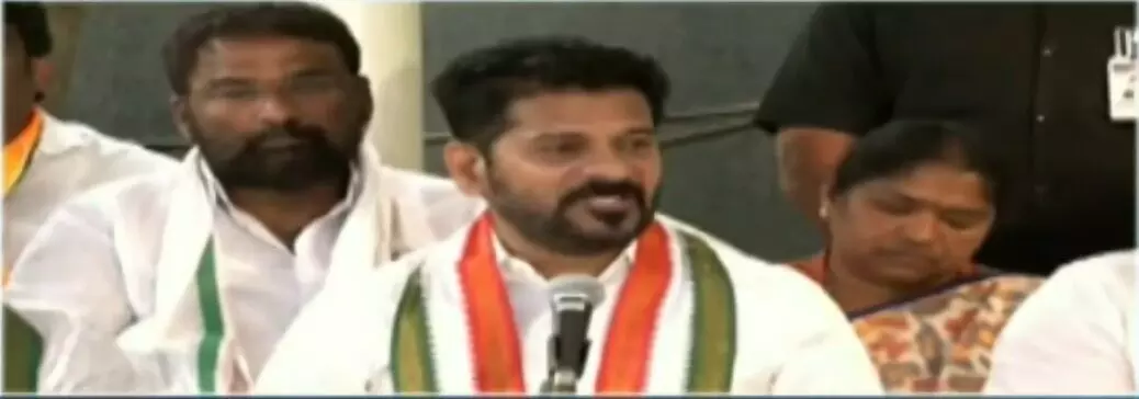 CM Revanth Reddy: రేవంత్రెడ్డి: జూబ్లీహిల్స్ విజయం మా బాధ్యతను మరింత పెంచింది.. కేంద్రం నిధులు ఇవ్వకపోవడంపై కిషన్రెడ్డిపై తీవ్ర విమర్శ CM Revanth Reddy: రేవంత్రెడ్డి: జూబ్లీహిల్స్ విజయం మా బాధ్యతను మరింత పెంచింది.. కేంద్రం నిధులు ఇవ్వకపోవడంపై కిషన్రెడ్డిపై తీవ్ర విమర్శ