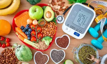 Control High Blood Pressure: చలికాలంలో పెరిగే బీపీని నియంత్రించే ఆహారాలు ఇవే..