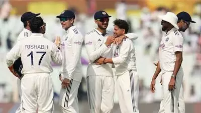 Spinner Kuldeep Yadav: పెళ్లి కోసం బీసీసీఐకి సెలవు అడిగిన స్పిన్నర్! Spinner Kuldeep Yadav: పెళ్లి కోసం బీసీసీఐకి సెలవు అడిగిన స్పిన్నర్!