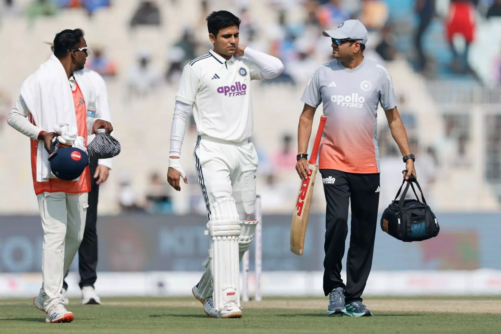 Team India Test Captain Shubman Gill: గిల్ డిశ్చార్జ్... రెండో టెస్ట్ ఆడతాడా.? Team India Test Captain Shubman Gill: గిల్ డిశ్చార్జ్... రెండో టెస్ట్ ఆడతాడా.?