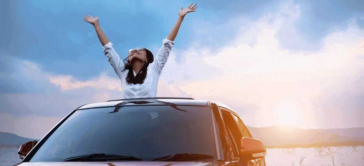 Sunroof Cars Under Rs.7 Lakh: తక్కువ బడ్జెట్లో సన్రూఫ్ కావాలా? ఈ 3 కార్లు మీకోసమే! Sunroof Cars Under Rs.7 Lakh: తక్కువ బడ్జెట్లో సన్రూఫ్ కావాలా? ఈ 3 కార్లు మీకోసమే!