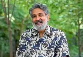 Rajamouli Thanks His Team: అంతా మీ వల్లే.. తన టీమ్కు థాంక్స్ చెప్పిన రాజమౌళి Rajamouli Thanks His Team: అంతా మీ వల్లే.. తన టీమ్కు థాంక్స్ చెప్పిన రాజమౌళి