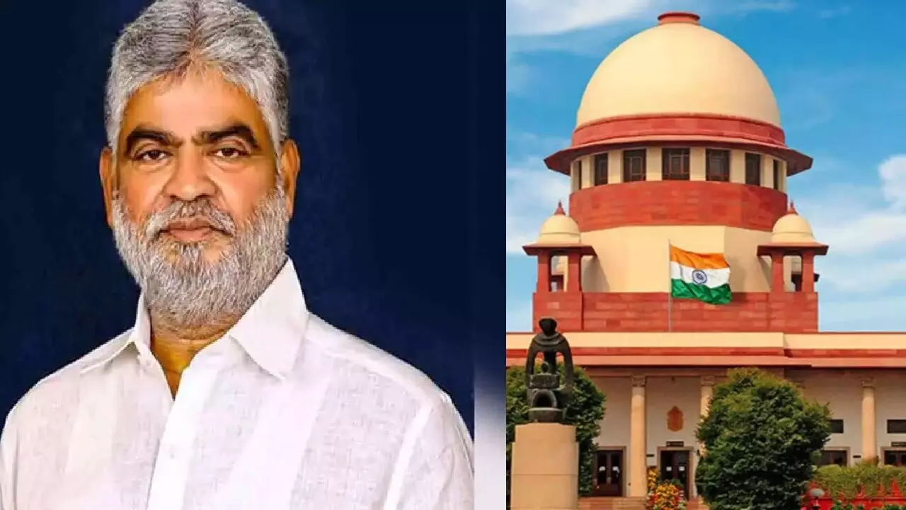 Supreme Court Anger: సుప్రీంకోర్టు ఆగ్రహం: తెలంగాణ స్పీకర్ వైఖరి కోర్టు ధిక్కారమే.. మూడు నెలల్లో నిర్ణయం తీసుకోవాలని ఆదేశాలు ఉల్లంఘన Supreme Court Anger: సుప్రీంకోర్టు ఆగ్రహం: తెలంగాణ స్పీకర్ వైఖరి కోర్టు ధిక్కారమే.. మూడు నెలల్లో నిర్ణయం తీసుకోవాలని ఆదేశాలు ఉల్లంఘన