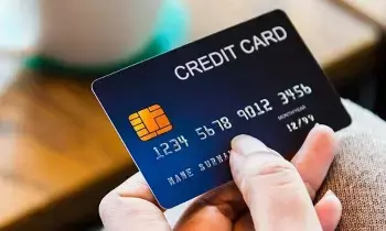 Credit Card : క్రెడిట్ కార్డు వాడే వారికి షాకింగ్ న్యూస్..ఈ ఒక్క అలవాటు మీ జీవితాన్ని నాశనం చేస్తుంది Credit Card : క్రెడిట్ కార్డు వాడే వారికి షాకింగ్ న్యూస్..ఈ ఒక్క అలవాటు మీ జీవితాన్ని నాశనం చేస్తుంది