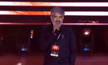 Complaint Filed Against Director Rajamouli: దేవుడిపై అనుచిత వ్యాఖ్యలు.. డైరెక్టర్ రాజమౌళిపై ఫిర్యాదు Complaint Filed Against Director Rajamouli: దేవుడిపై అనుచిత వ్యాఖ్యలు.. డైరెక్టర్ రాజమౌళిపై ఫిర్యాదు