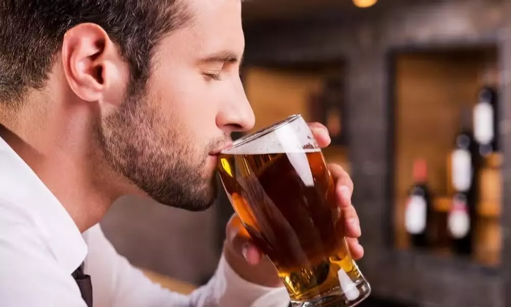 Consuming Too Much Alcohol Warning Signs: అతిగా మద్యం సేవిస్తున్నారా.? Consuming Too Much Alcohol Warning Signs: అతిగా మద్యం సేవిస్తున్నారా.?