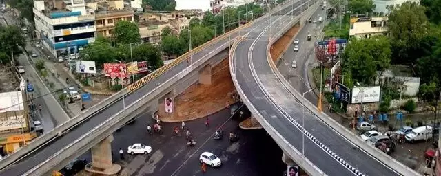 ₹150-Crore Y-Shaped Elevated Flyover in Rasoolpura: రసూల్పురాలో ₹150 కోట్లతో Y-ఆకార ఎలివేటెడ్ ఫ్లైఓవర్.. రెండు కీలక రోడ్డు ప్రాజెక్టులతో సికిందరాబాద్ ట్రాఫిక్కు భారీ ఉపశమనం ₹150-Crore Y-Shaped Elevated Flyover in Rasoolpura: రసూల్పురాలో ₹150 కోట్లతో Y-ఆకార ఎలివేటెడ్ ఫ్లైఓవర్.. రెండు కీలక రోడ్డు ప్రాజెక్టులతో సికిందరాబాద్ ట్రాఫిక్కు భారీ ఉపశమనం