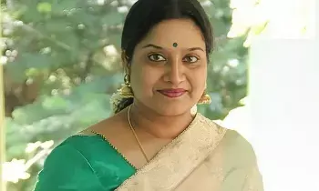 Senior Actress Tulasi: సినిమాలకు గుడ్ బై..ఈ జీవితం ఇక సాయిబాబాకే అంకితం Senior Actress Tulasi: సినిమాలకు గుడ్ బై..ఈ జీవితం ఇక సాయిబాబాకే అంకితం