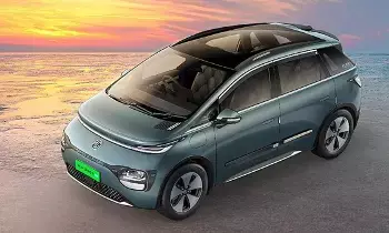 MG Windsor EV :400 రోజుల్లో 50,000 అమ్మకాలు.. రోజుకు 125 మంది కొంటున్న కారు.. టాటా, మహీంద్రాకు షాక్! MG Windsor EV :400 రోజుల్లో 50,000 అమ్మకాలు.. రోజుకు 125 మంది కొంటున్న కారు.. టాటా, మహీంద్రాకు షాక్!