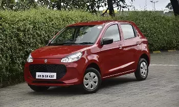 Top 5 Cheapest Cars : బడ్జెట్ రూ.5 లక్షలా? తక్కువ ధరలో ఎక్కువ మైలేజ్ ఇచ్చే టాప్ 5 కార్లు ఇవే Top 5 Cheapest Cars : బడ్జెట్ రూ.5 లక్షలా? తక్కువ ధరలో ఎక్కువ మైలేజ్ ఇచ్చే టాప్ 5 కార్లు ఇవే