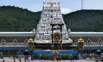 Vaikunta Dwar Darshan at Tirumala: డిసెంబర్ 30 నుండి జనవరి 8వ తేది వరకు తిరుమలలో వైకుంఠ ద్వార దర్శనాలు Vaikunta Dwar Darshan at Tirumala: డిసెంబర్ 30 నుండి జనవరి 8వ తేది వరకు తిరుమలలో వైకుంఠ ద్వార దర్శనాలు