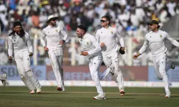 Team India Suffers Heavy Defeat: టీమిండియాకు ఘోర పరాభవం: టెస్టు సిరీస్లో సౌతాఫ్రికా చేతిలో వైట్వాష్! Team India Suffers Heavy Defeat: టీమిండియాకు ఘోర పరాభవం: టెస్టు సిరీస్లో సౌతాఫ్రికా చేతిలో వైట్వాష్!