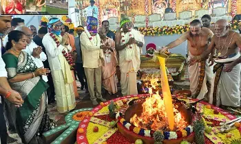 Bhoomi Pooja for Expansion of Venkateswara Swamy Temple in Amaravati: చంద్రబాబు నేతృత్వంలో అమరావతిలో వేంకటేశ్వరస్వామి ఆలయ విస్తరణకు భూమిపూజ Bhoomi Pooja for Expansion of Venkateswara Swamy Temple in Amaravati: చంద్రబాబు నేతృత్వంలో అమరావతిలో వేంకటేశ్వరస్వామి ఆలయ విస్తరణకు భూమిపూజ