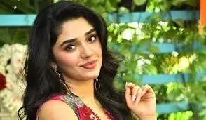 Krithi Shetty’s Interesting Comments: అనుకోకుండా సినీ ఇండస్ట్రీలోకి.. కృతి శెట్టి ఇంట్రెస్టింగ్ కామెంట్స్.. Krithi Shetty’s Interesting Comments: అనుకోకుండా సినీ ఇండస్ట్రీలోకి.. కృతి శెట్టి ఇంట్రెస్టింగ్ కామెంట్స్..