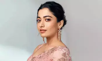 Actress Rashmika Mandanna: పెళ్లి డేట్ పుకార్లపై రష్మిక రియాక్షన్ ఇదే.. Actress Rashmika Mandanna: పెళ్లి డేట్ పుకార్లపై రష్మిక రియాక్షన్ ఇదే..