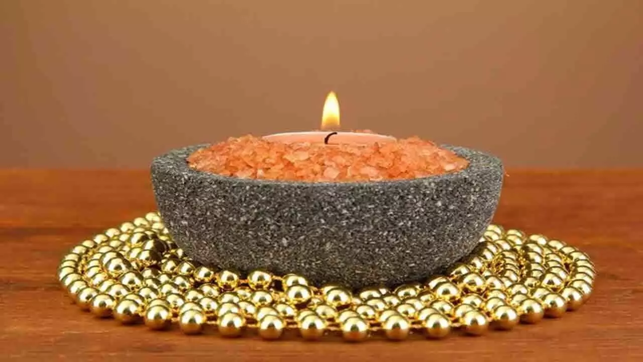 Salt Lamp Meaning and Benefits: ఉప్పు దీపం అంటే ఏంటి.? ఎపుడు వెలిగించాలి.? Salt Lamp Meaning and Benefits: ఉప్పు దీపం అంటే ఏంటి.? ఎపుడు వెలిగించాలి.?