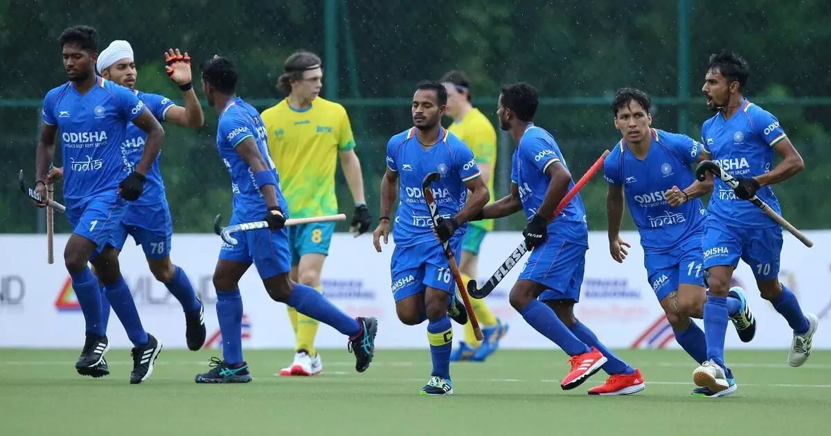 FIH Junior Hockey World Cup: ఎఫ్ఐహెచ్ జూనియర్ హాకీ వరల్డ్ కప్ లో.. సెమీస్ కు భారత్ FIH Junior Hockey World Cup: ఎఫ్ఐహెచ్ జూనియర్ హాకీ వరల్డ్ కప్ లో.. సెమీస్ కు భారత్
