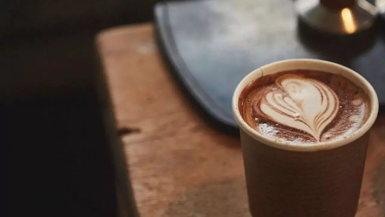 Hot Chocolate: హాట్ చాక్లెట్: చలికాలంలో మనసుకు ఆనందమే కాదు.. ఆరోగ్యానికీ ఎంతో మంచిది.. Hot Chocolate: హాట్ చాక్లెట్: చలికాలంలో మనసుకు ఆనందమే కాదు.. ఆరోగ్యానికీ ఎంతో మంచిది..