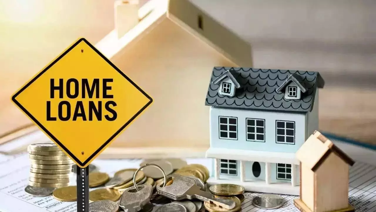 Home Loan Hack : హోమ్ లోన్ భారం తగ్గించే ట్రిక్..రూ. 50 లక్షల లోన్పై రూ. 18 లక్షల వరకు ఆదా Home Loan Hack : హోమ్ లోన్ భారం తగ్గించే ట్రిక్..రూ. 50 లక్షల లోన్పై రూ. 18 లక్షల వరకు ఆదా