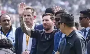 Messi’s Hyderabad Visit: మెస్సీ హైదరాబాద్ పర్యటన… ఉప్పల్లో సాయంత్రం ఫుట్బాల్ ప్రదర్శన Messi’s Hyderabad Visit: మెస్సీ హైదరాబాద్ పర్యటన… ఉప్పల్లో సాయంత్రం ఫుట్బాల్ ప్రదర్శన