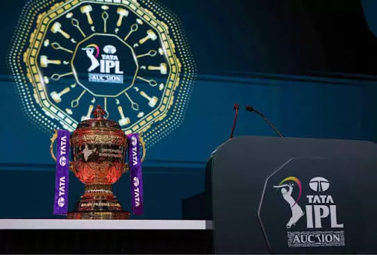 IPL 2026 Mini Auction: ఐపీఎల్ 2026 మినీ వేలం.. లిస్టులో ఉన్న ఆటగాళ్లు వీళ్ళే IPL 2026 Mini Auction: ఐపీఎల్ 2026 మినీ వేలం.. లిస్టులో ఉన్న ఆటగాళ్లు వీళ్ళే