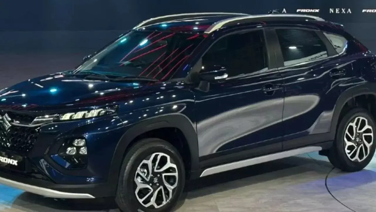 Maruti Fronx : కేవలం 8 నెలల్లో లక్ష అమ్మకాలు.. మారుతి ఫ్రాంక్స్ సునామీకి పక్క కంపెనీలు బేజారు Maruti Fronx : కేవలం 8 నెలల్లో లక్ష అమ్మకాలు.. మారుతి ఫ్రాంక్స్ సునామీకి పక్క కంపెనీలు బేజారు
