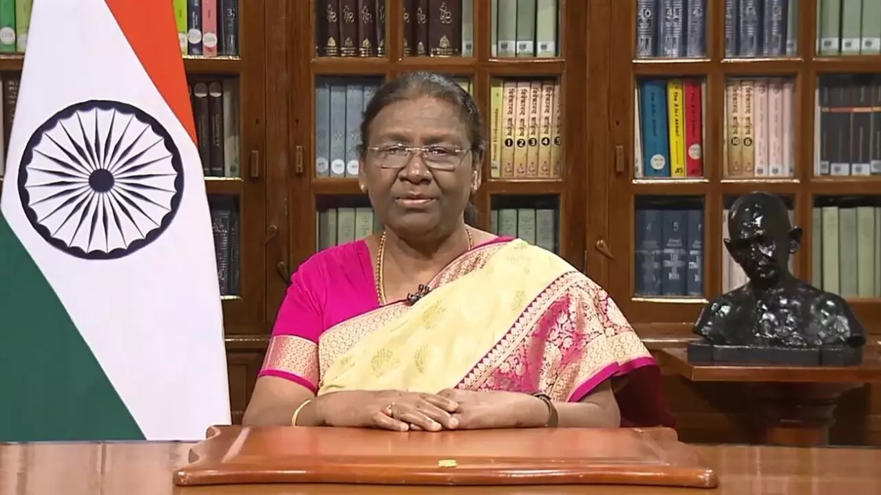 President Droupadi Murmu: నియామకాల్లో నిజాయితీకి, పారదర్శకతకు ప్రాధాన్యత ఇవ్వండి: రాష్ట్రపతి ద్రౌపదీ ముర్ము President Droupadi Murmu: నియామకాల్లో నిజాయితీకి, పారదర్శకతకు ప్రాధాన్యత ఇవ్వండి: రాష్ట్రపతి ద్రౌపదీ ముర్ము