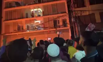 Anti-India Protests in Bangladesh: బంగ్లాదేశ్లో భారత్ వ్యతిరేక నిరసనలు: చట్టోగ్రామ్లో అసిస్టెంట్ హైకమిషన్ ముట్టడి Anti-India Protests in Bangladesh: బంగ్లాదేశ్లో భారత్ వ్యతిరేక నిరసనలు: చట్టోగ్రామ్లో అసిస్టెంట్ హైకమిషన్ ముట్టడి