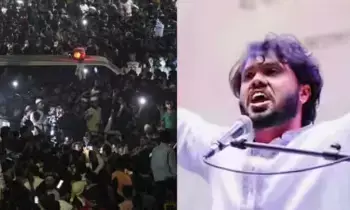 Fresh Unrest in Bangladesh: బంగ్లాదేశ్లో మళ్లీ అల్లరులు.. విద్యార్థి నాయకుడు ఉస్మాన్ హాదీ మరణంతో ఆగ్రహావేశాలు Fresh Unrest in Bangladesh: బంగ్లాదేశ్లో మళ్లీ అల్లరులు.. విద్యార్థి నాయకుడు ఉస్మాన్ హాదీ మరణంతో ఆగ్రహావేశాలు