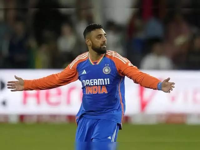Varun Chakravarthy: అశ్విన్ రికార్డును బద్దలు కొట్టిన వరుణ్ చక్రవర్తి Varun Chakravarthy: అశ్విన్ రికార్డును బద్దలు కొట్టిన వరుణ్ చక్రవర్తి