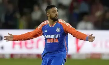 Varun Chakravarthy: అశ్విన్ రికార్డును బద్దలు కొట్టిన వరుణ్ చక్రవర్తి Varun Chakravarthy: అశ్విన్ రికార్డును బద్దలు కొట్టిన వరుణ్ చక్రవర్తి