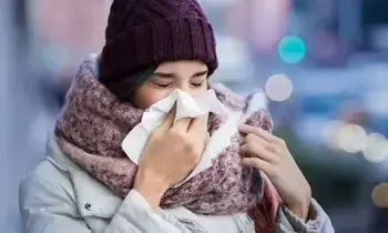Winter Challenge: శీతాకాలపు సవాల్: తగ్గుతున్న ఉష్ణోగ్రతలు.. పెరుగుతున్న ఇన్ఫెక్షన్లు! Winter Challenge: శీతాకాలపు సవాల్: తగ్గుతున్న ఉష్ణోగ్రతలు.. పెరుగుతున్న ఇన్ఫెక్షన్లు!