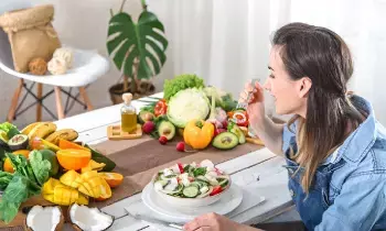 Feeling Overwhelmed by Stress: ఒత్తిడితో సతమతమవుతున్నారా? ఈ ఆహారాలతో చెక్ పెట్టండి Feeling Overwhelmed by Stress: ఒత్తిడితో సతమతమవుతున్నారా? ఈ ఆహారాలతో చెక్ పెట్టండి