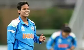 Tops T20 Rankings: ఆల్ రౌండర్ దీప్తి శర్మ సంచలనం ... టీ20ల్లో అగ్రస్థానం Tops T20 Rankings: ఆల్ రౌండర్ దీప్తి శర్మ సంచలనం ... టీ20ల్లో అగ్రస్థానం