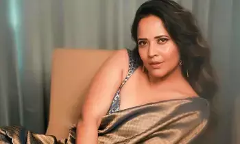 మా శరీరం.. మా ఇష్టం: అనసూయ మా శరీరం.. మా ఇష్టం: అనసూయ