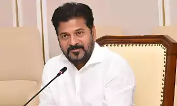 CM Revanth Reddy Issues Key Directives: అధికారుల పనితీరు మరింత ఎక్కువగా మెరుగుపడాలి: సీఎం రేవంత్ రెడ్డి కీలక ఆదేశాలు CM Revanth Reddy Issues Key Directives: అధికారుల పనితీరు మరింత ఎక్కువగా మెరుగుపడాలి: సీఎం రేవంత్ రెడ్డి కీలక ఆదేశాలు
