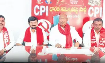 Chada Venkat Reddy: గాదె ఇన్నయ్య అరెస్ట్ అన్యాయం.. రాష్ట్ర ప్రభుత్వం జోక్యం చేసుకోవాలి: చాడ వెంకట్ రెడ్డి Chada Venkat Reddy: గాదె ఇన్నయ్య అరెస్ట్ అన్యాయం.. రాష్ట్ర ప్రభుత్వం జోక్యం చేసుకోవాలి: చాడ వెంకట్ రెడ్డి