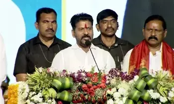 CM Revanth Reddy Confident: నేను రాజకీయాల్లో ఉన్నంతవరకు కేసీఆర్ అధికారంలోకి రారు: సీఎం రేవంత్ ధీమా CM Revanth Reddy Confident: నేను రాజకీయాల్లో ఉన్నంతవరకు కేసీఆర్ అధికారంలోకి రారు: సీఎం రేవంత్ ధీమా
