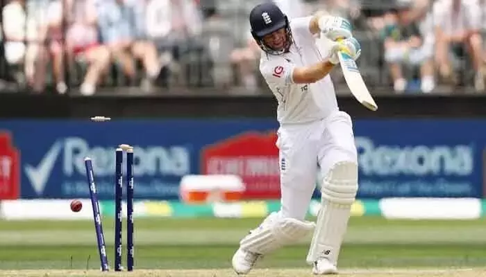 Ashes Series: యాషెస్ సిరీస్.. 152 పరుగులకే ఆసిస్ ఆలౌట్ Ashes Series: యాషెస్ సిరీస్.. 152 పరుగులకే ఆసిస్ ఆలౌట్