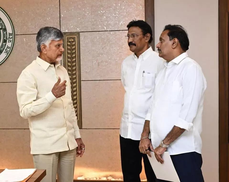 Chandrababu’s Positive Response: చంద్రబాబు సానుకూల స్పందన: గ్రేటర్ విజయవాడతో భవిష్యత్తు వికాసం Chandrababu’s Positive Response: చంద్రబాబు సానుకూల స్పందన: గ్రేటర్ విజయవాడతో భవిష్యత్తు వికాసం