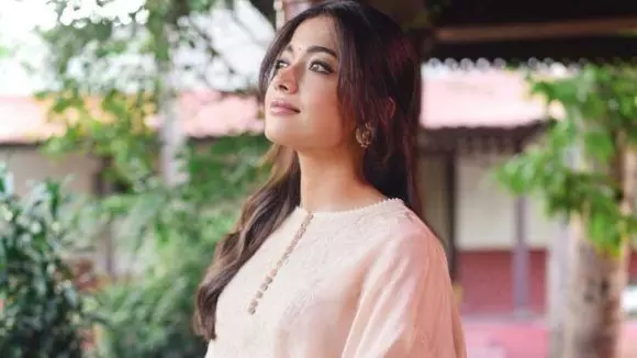 Rashmika Mandanna: నటిగా నాపై ఆ నమ్మకం కలగాలి.. 2025 సక్సెస్పై రష్మిక మందన్న ఎమోషనల్ కామెంట్స్ Rashmika Mandanna: నటిగా నాపై ఆ నమ్మకం కలగాలి.. 2025 సక్సెస్పై రష్మిక మందన్న ఎమోషనల్ కామెంట్స్