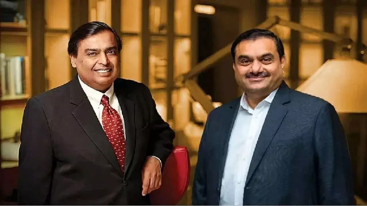 Ambani Vs Adani : అంబానీ స్పీడుకి అదానీ బ్రేకులు పడ్డాయా? 2025లో కింగ్ ఎవరంటే ? Ambani Vs Adani : అంబానీ స్పీడుకి అదానీ బ్రేకులు పడ్డాయా? 2025లో కింగ్ ఎవరంటే ?